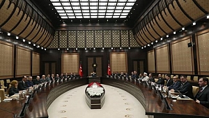 Okullar tatil edilecek mi? Beştepe'de kritik toplantı!