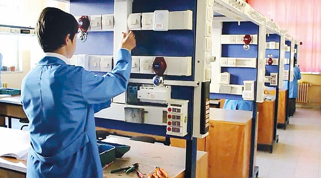 Mesleki Eğitim Merkezleri Lise Diploması Veriyor!